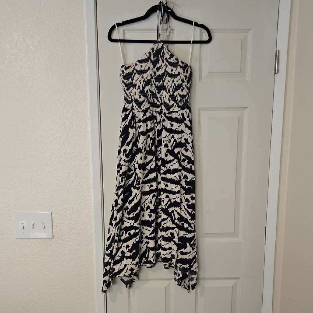 Old Navy Black and Cream Asymmetrical Dress